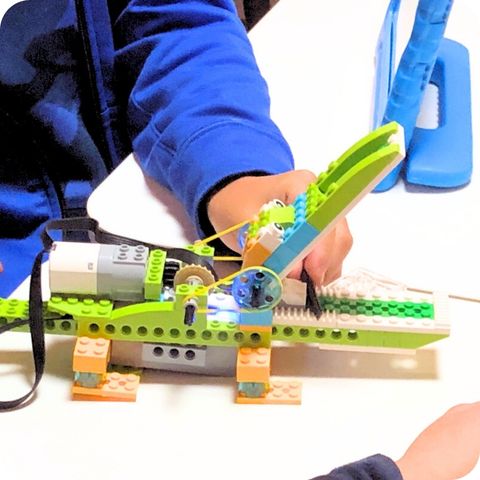 キッズ・クリエーターⅡ授業例「WeDo2.0ワニのモデル」